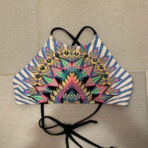 fun & colorful bikini top!!